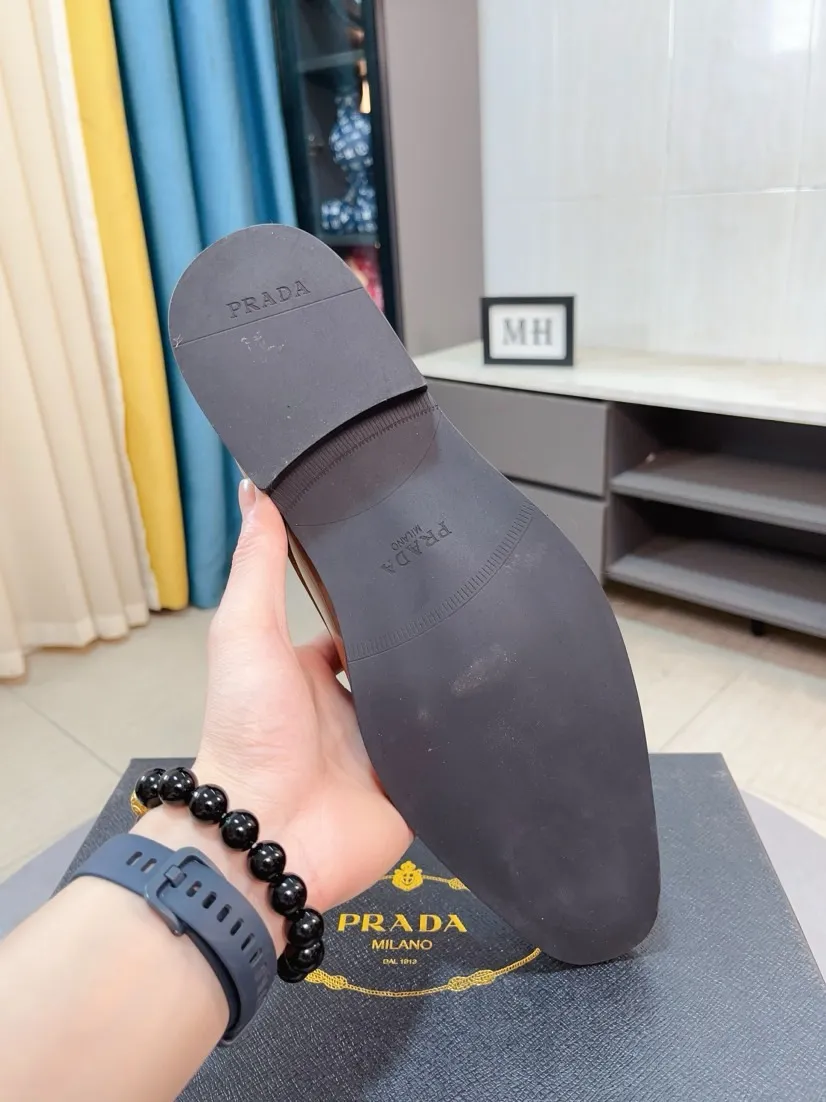 Men's shoes 💰560🌹🌹[Prada leather shoes] Top purchasing agency Original imported Italian custom-made cowhide leather surface, ➕Fully imported water-dyed breathable cowhide lining, original factory special molded sole, super comfortable, size: 38-44